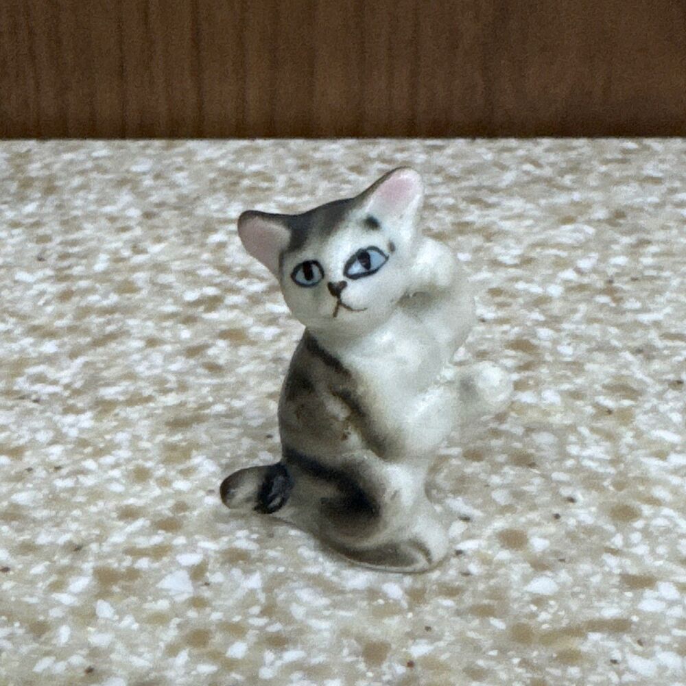 Vintage Miniature Cat kitten Figurine 1" Dollhouse Bone China Porcelain Figure